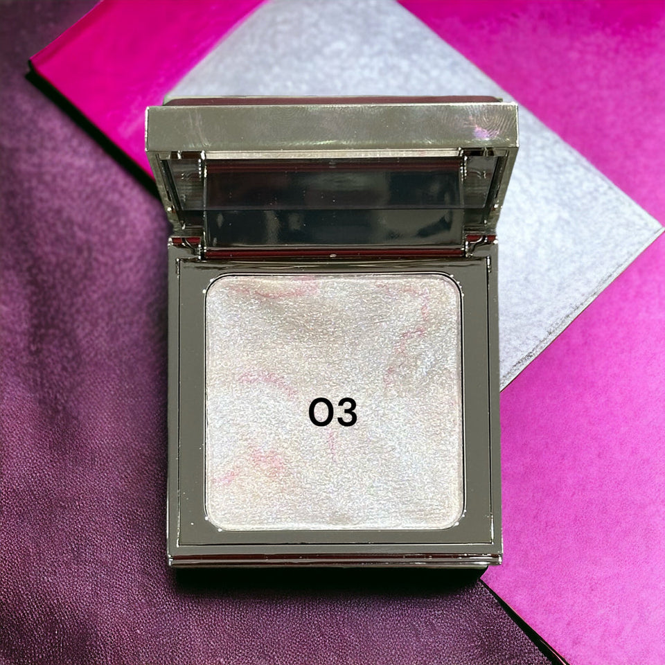 MEKEYXECRET LUMINOUS GLOW HIGHLIGHTER