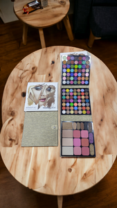 ROMANTIC 115 COLOR Makeup Kit