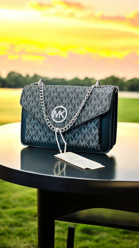 Elegant Style Women Side Bag / Handbag with Strap and Front