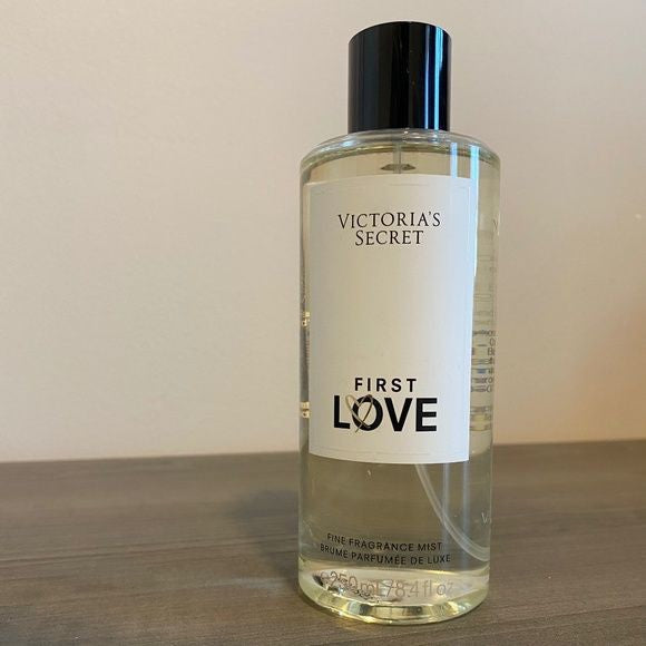 Victoria Secret First Love Mist